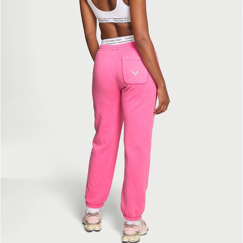 Victoria’s Secret Crystal Logo Off-Duty Fleece Jogger Sweatpant